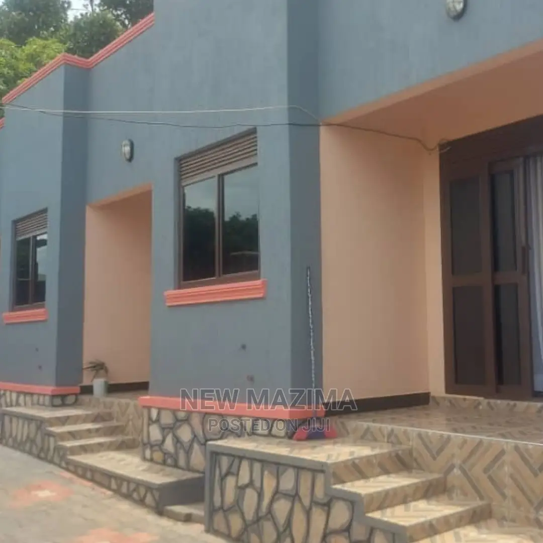 3bdrm House in Munyonyo Heights, Central Division for sale