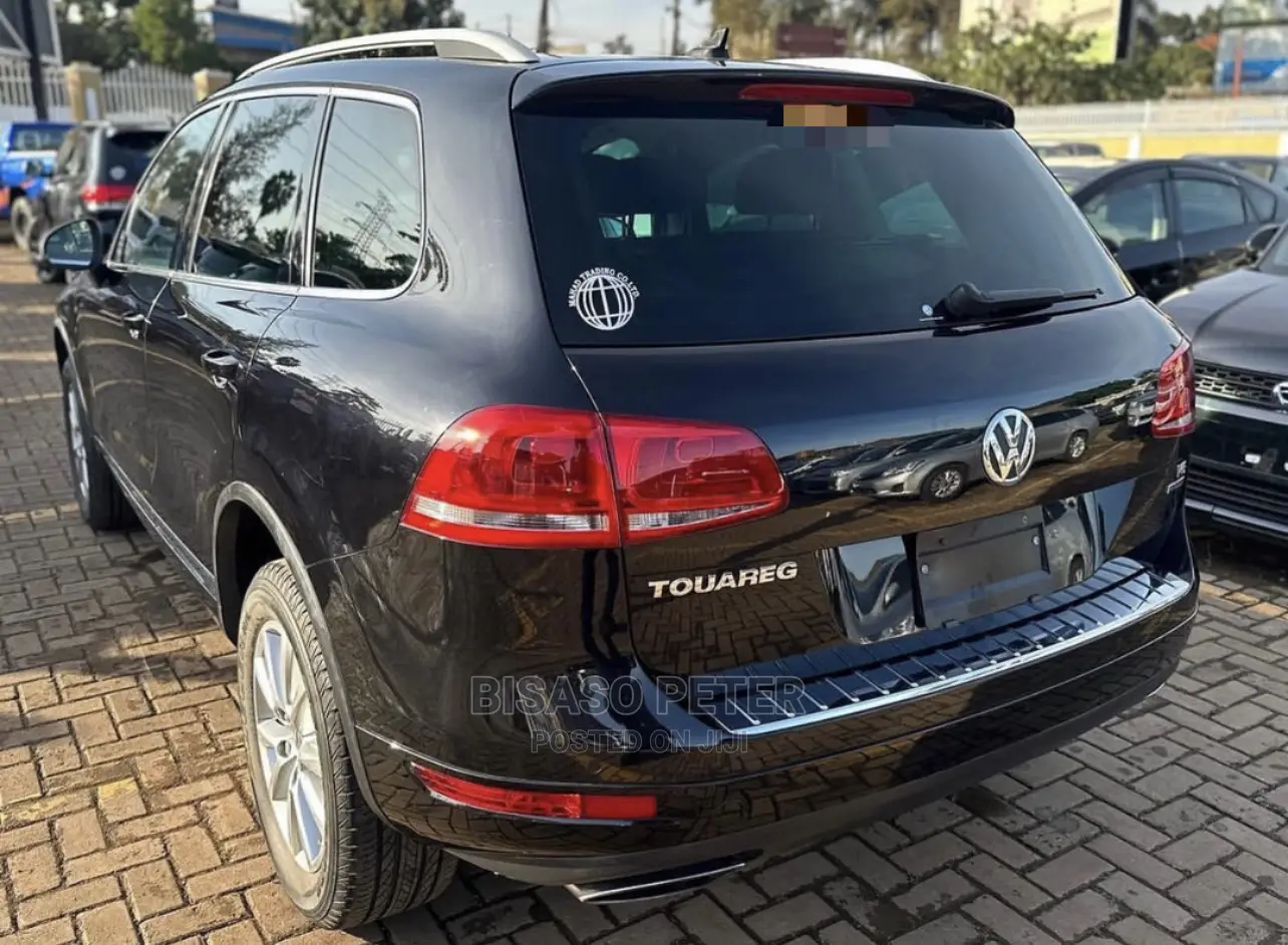 Volkswagen Touareg VR6 Executive 2012 Black
