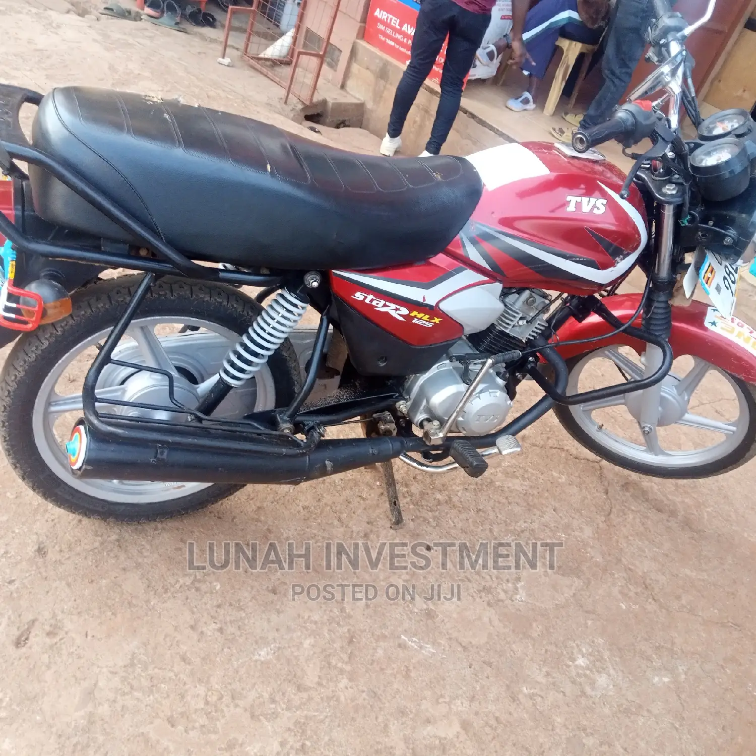 TVS HLX 125 2022 Red