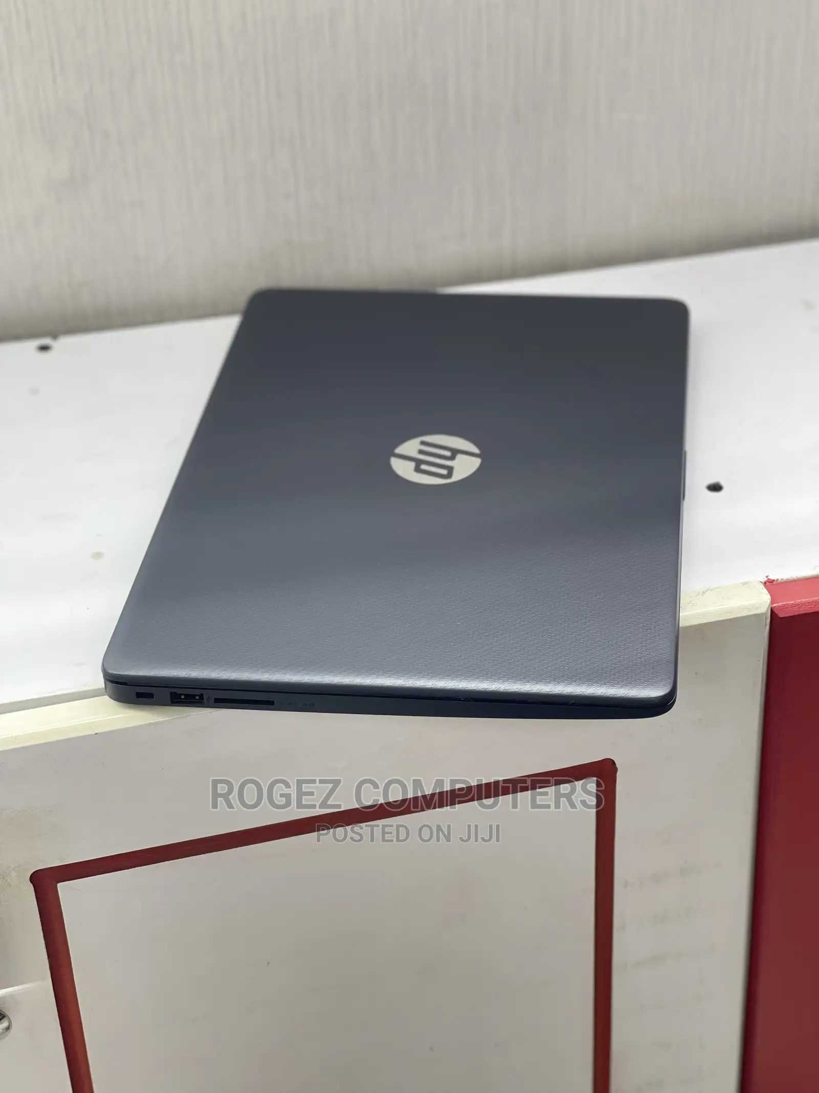 New Laptop HP 240 G7 8GB Intel Core I7 HDD 1T
