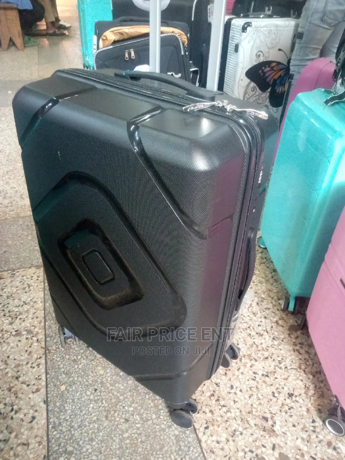 Rubber Plastic Traveling Suitcases.Medium.( Black)
