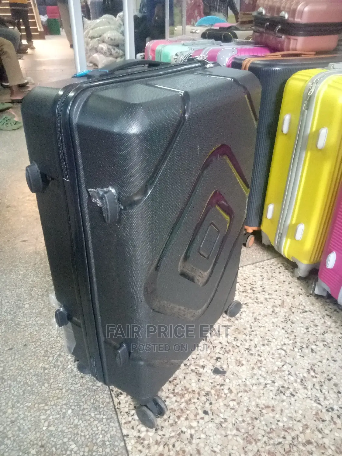 Rubber Plastic Traveling Suitcases.Medium.( Black)