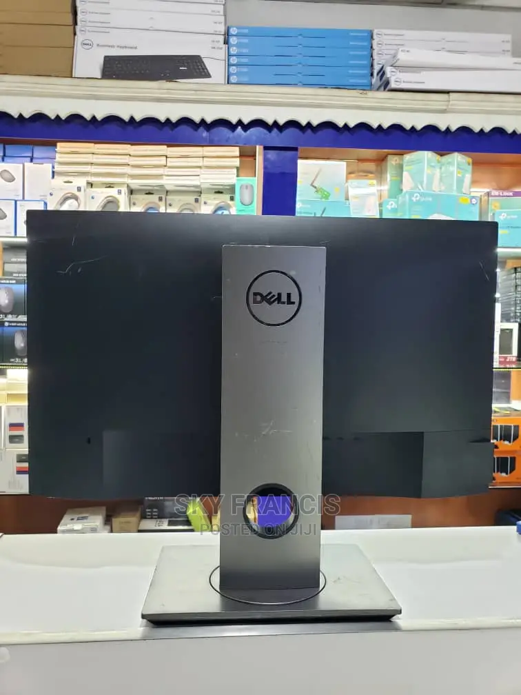 Dell Monitor Inch 24 IPS Full Hd