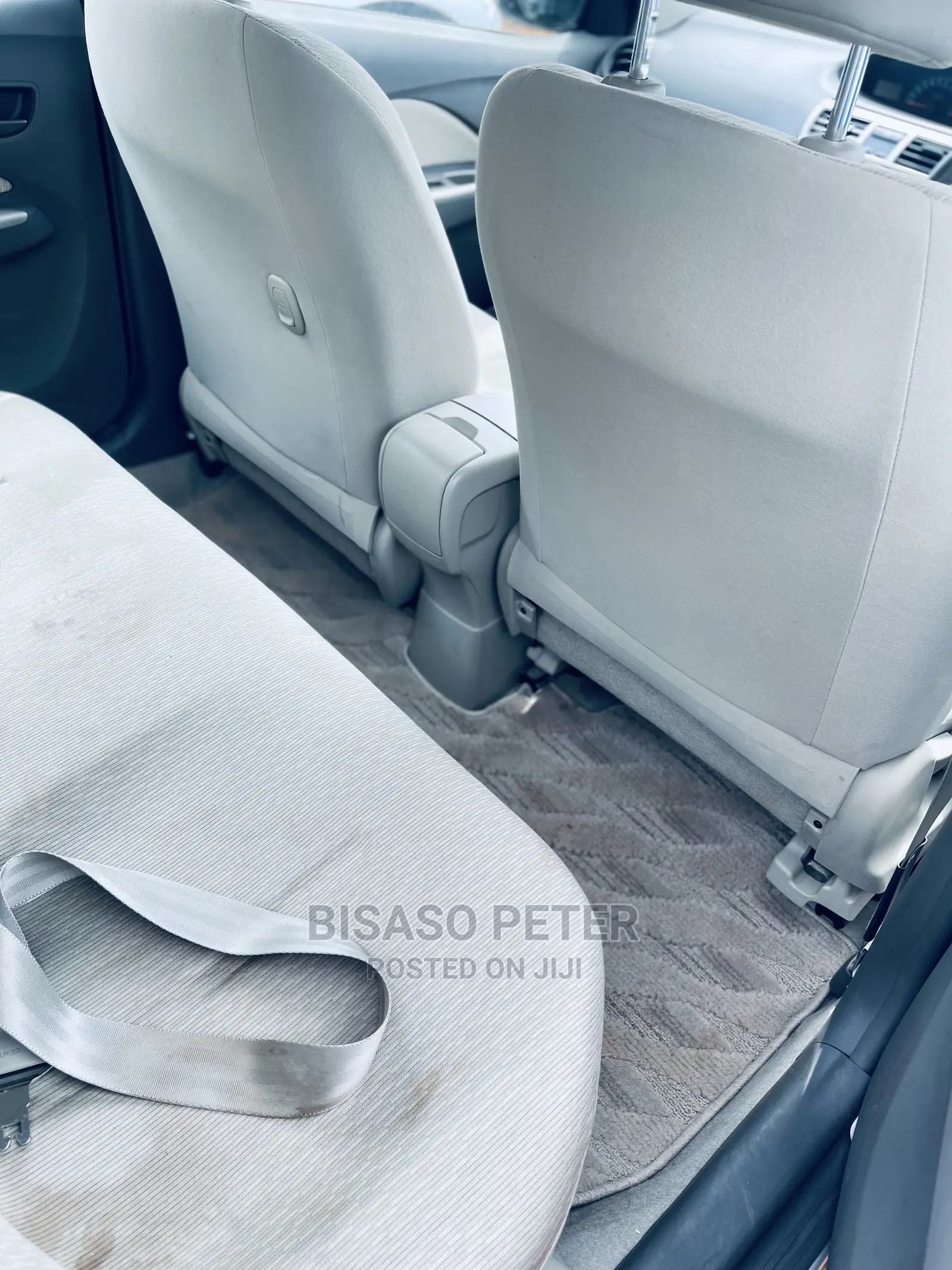 Toyota Belta 2009 Silver