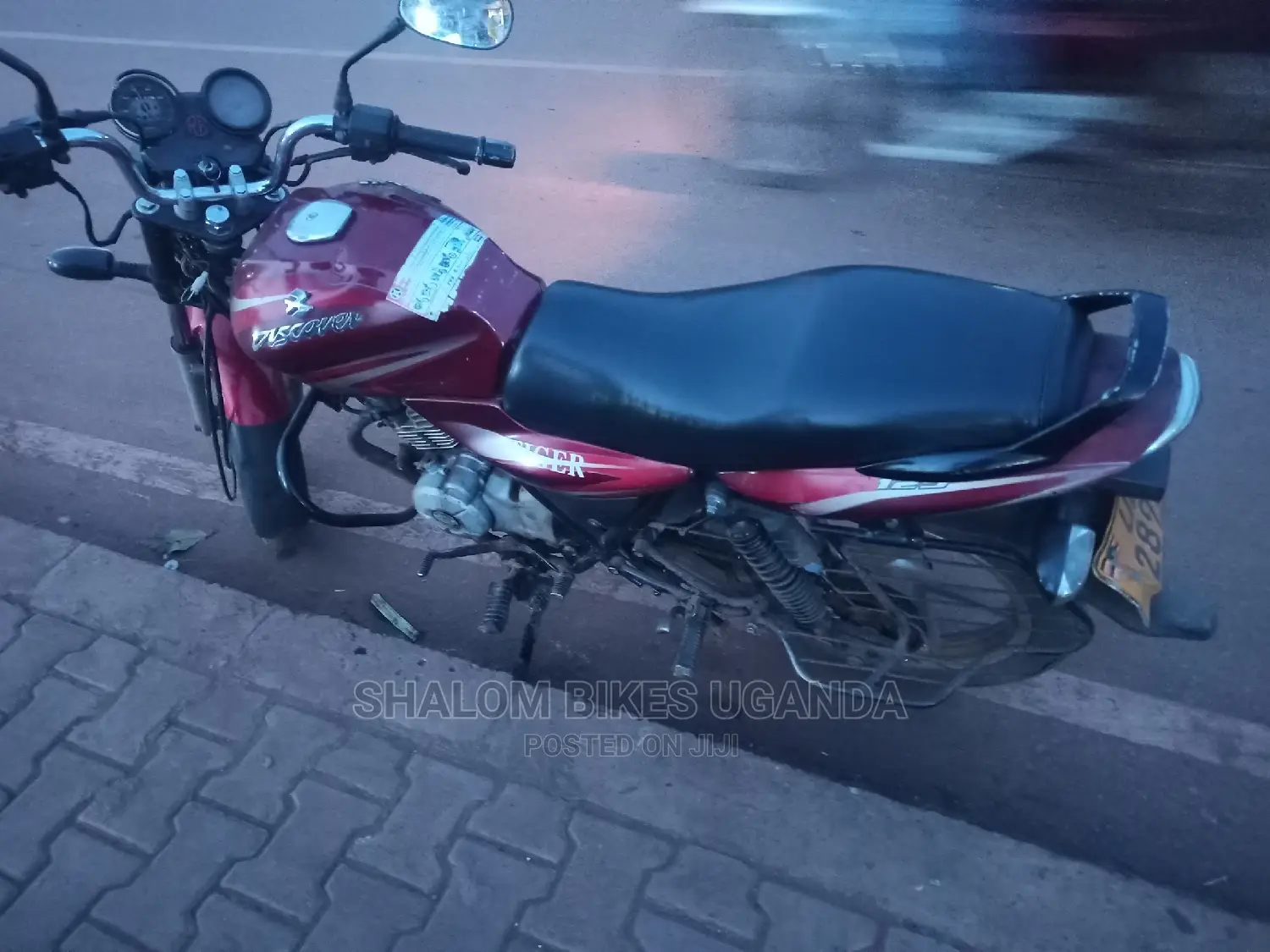 Bajaj Discover 125 2018 Red