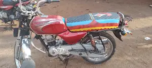 Bajaj Boxer 2022 Brown