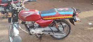 Bajaj Boxer 2022 Brown
