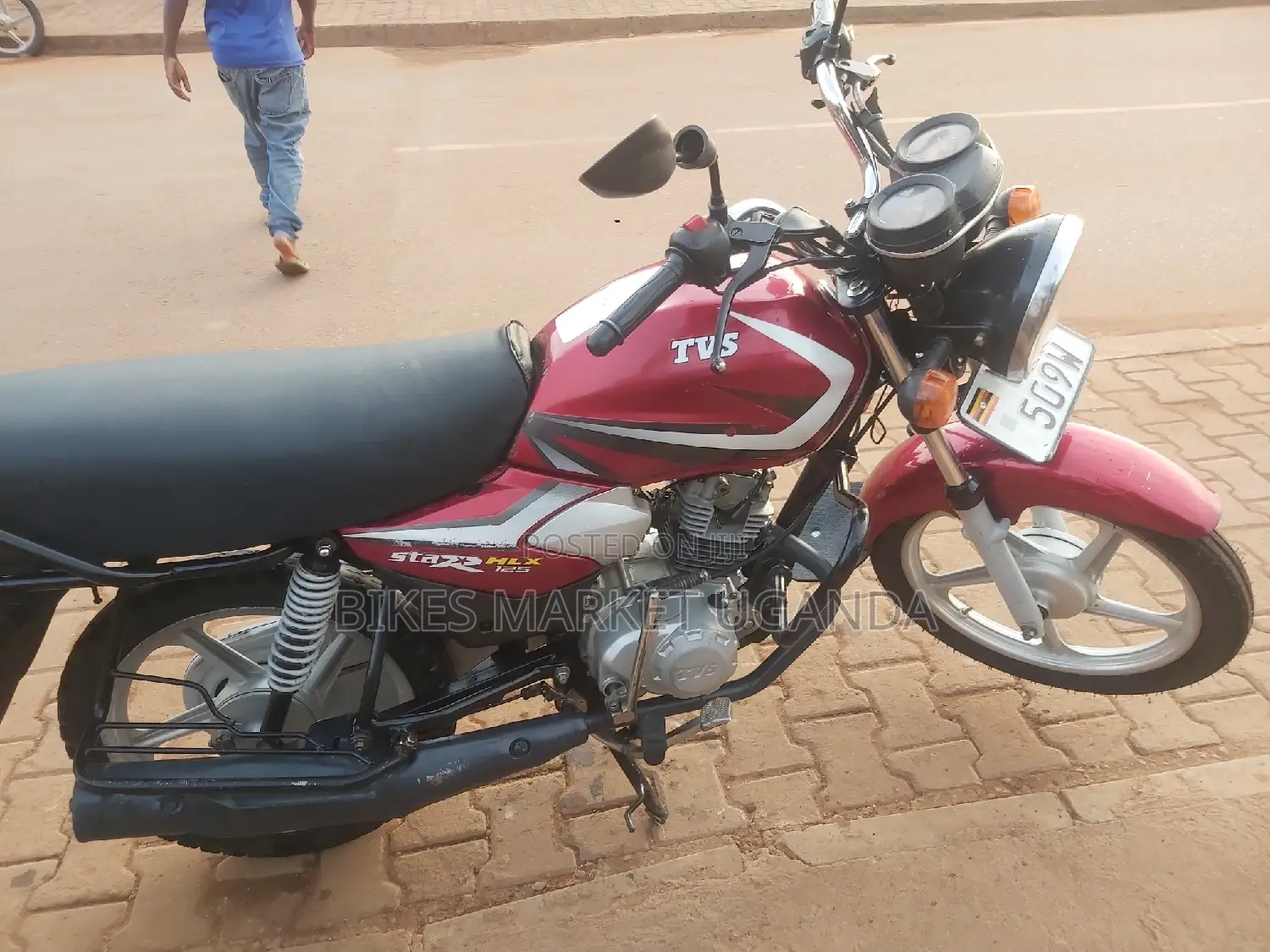 New TVS HLX 125 2018 Red