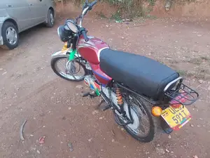 Bajaj Boxer 100 2018 Red