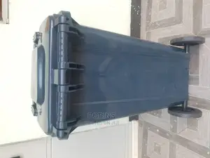 NEW Germany Make Trash/Dust Bin 120L Durable Strong Rollers.