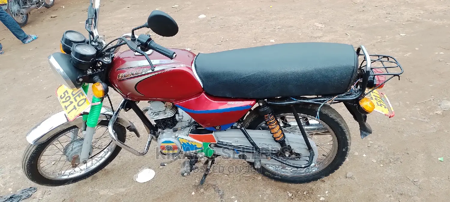 Bajaj Boxer 2019 Brown