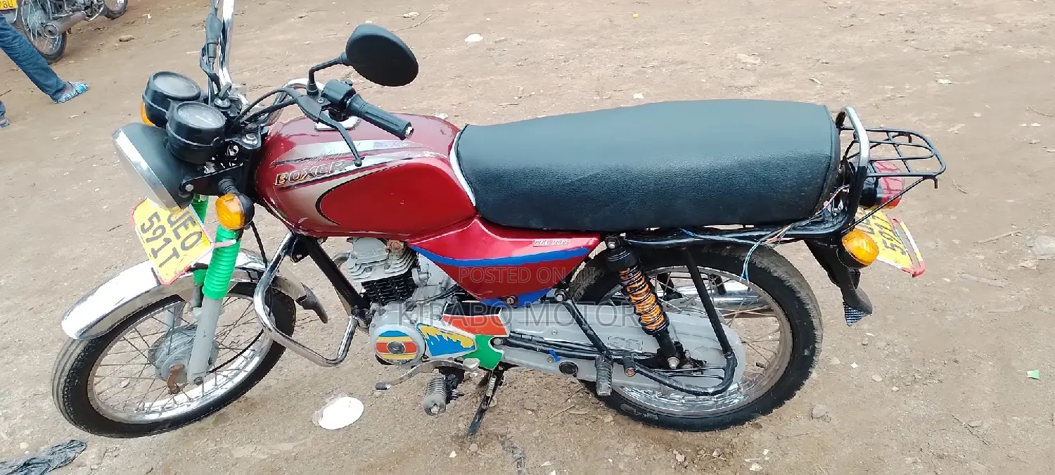Bajaj Boxer 2019 Brown