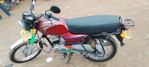 Bajaj Boxer 2019 Brown