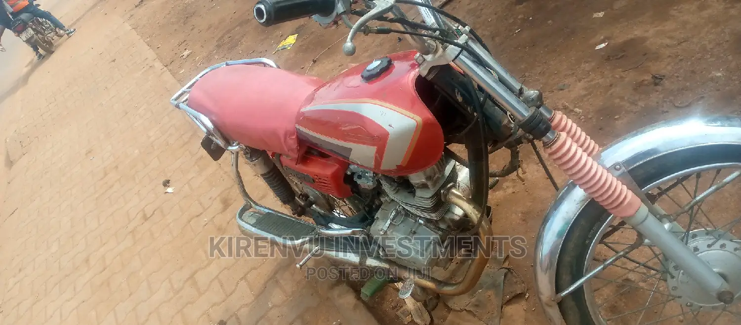 Senke SK125 2016 Red