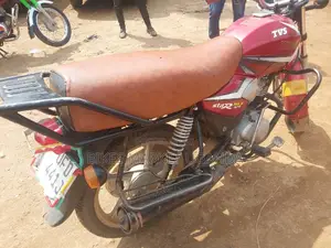 New TVS HLX 125 2019 Red