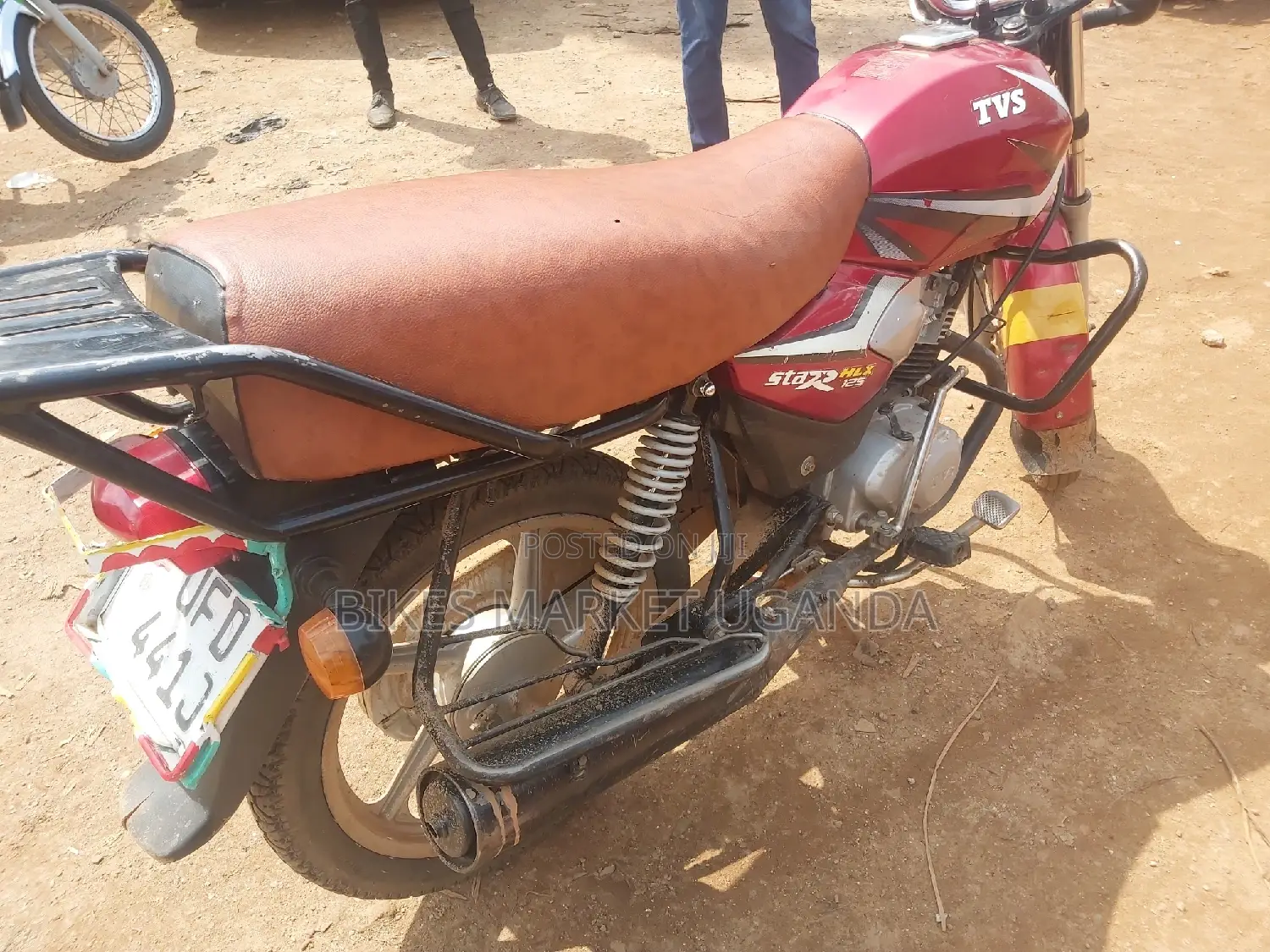 New TVS HLX 125 2019 Red