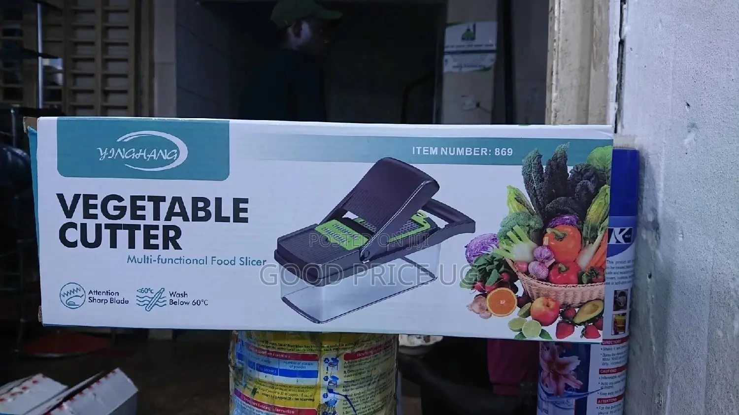5 In 1 Vegetable Cutter/Choper With Stainless Steel Blades.