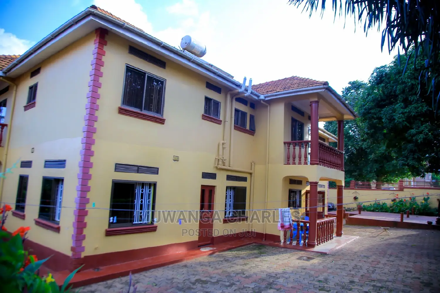 8bdrm Duplex in Fs Properties Ltd, Central Division for rent