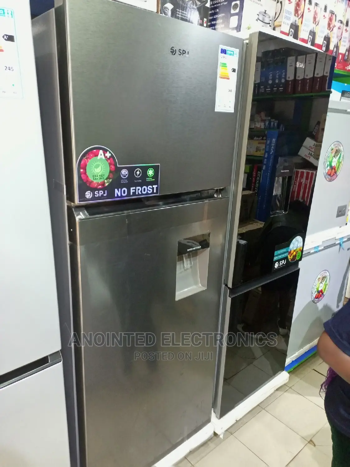 SPJ Fridge 365L With a Dispenser