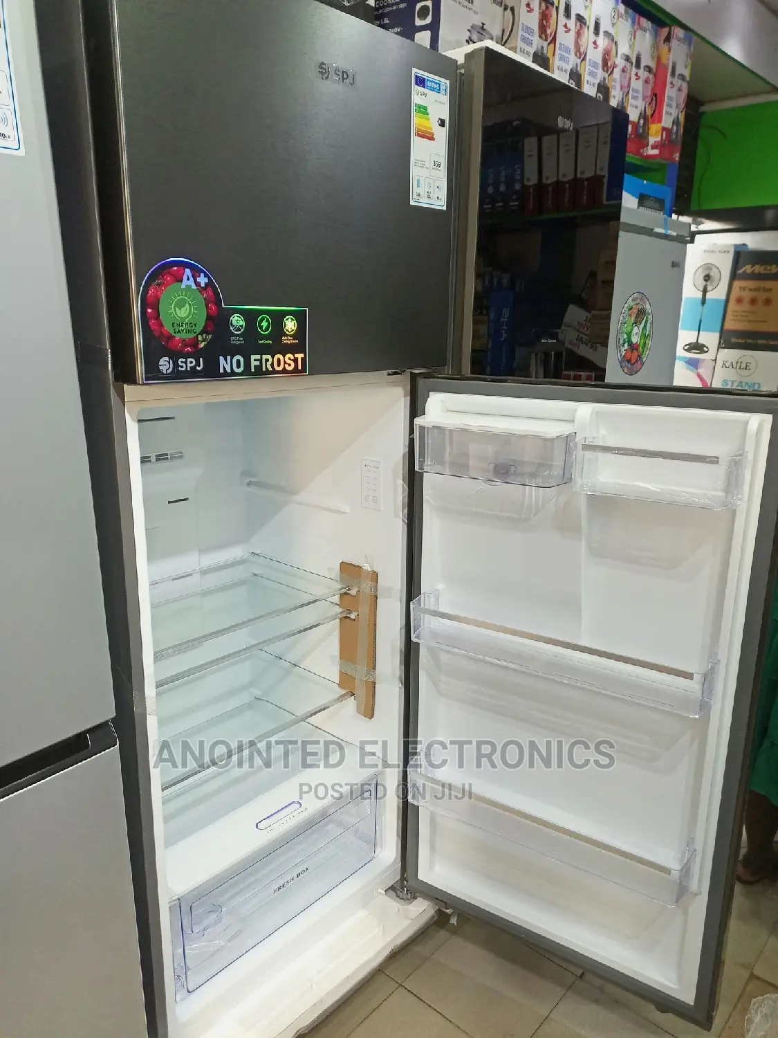 SPJ Fridge 769L With a Dispenser