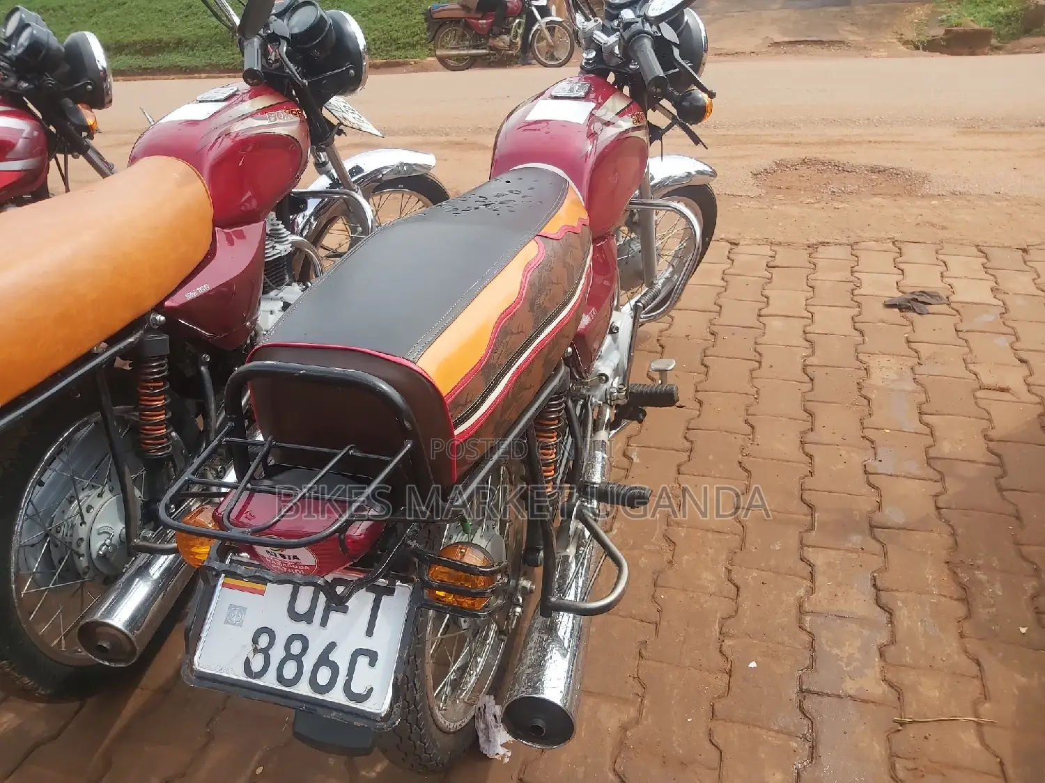 New Bajaj Boxer 100 2023 Red