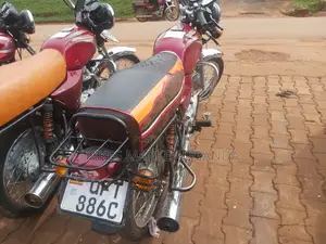 New Bajaj Boxer 100 2023 Red