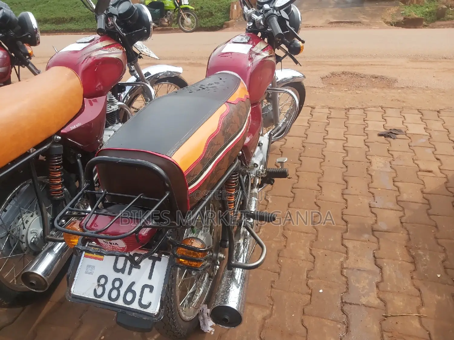 New Bajaj Boxer 100 2023 Red