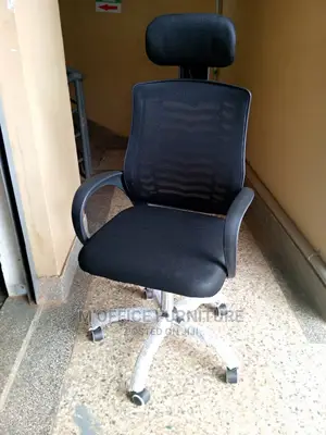Brand New Office Chairs With Headrest