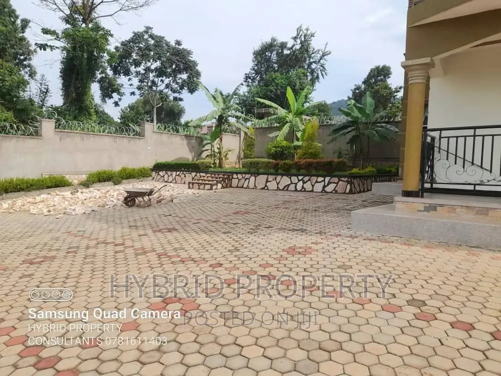 Furnished 2bdrm Apartment in Wakiso~Kayunga Along for rent