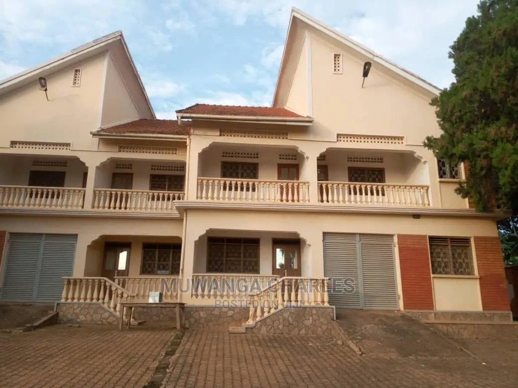 5bdrm Duplex in Fs Properties Ltd, Central Division for rent