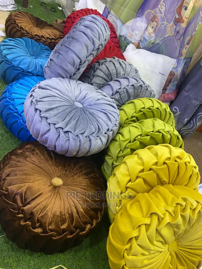 New Round Cushions
