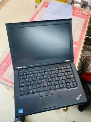 Laptop Lenovo ThinkPad T430 4GB Intel Core i3 HDD 320GB