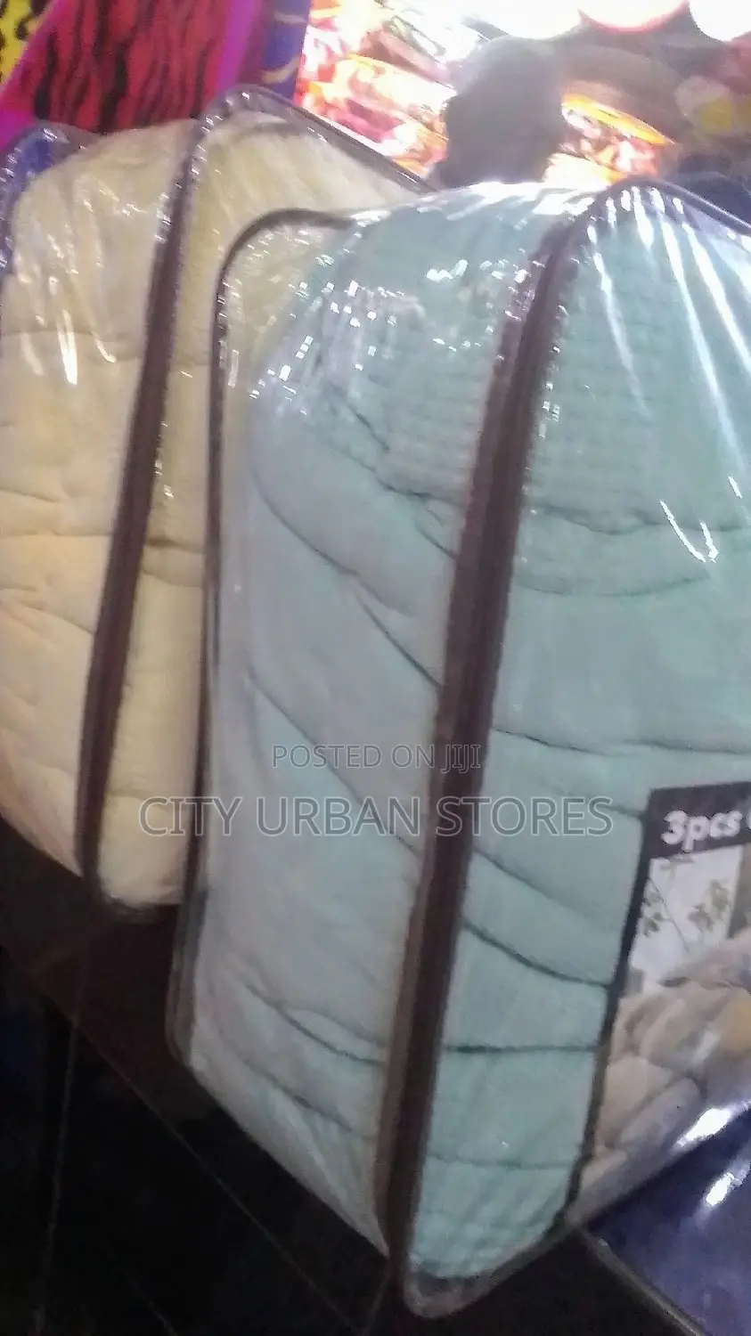 Cozy Woolen Bedcovers