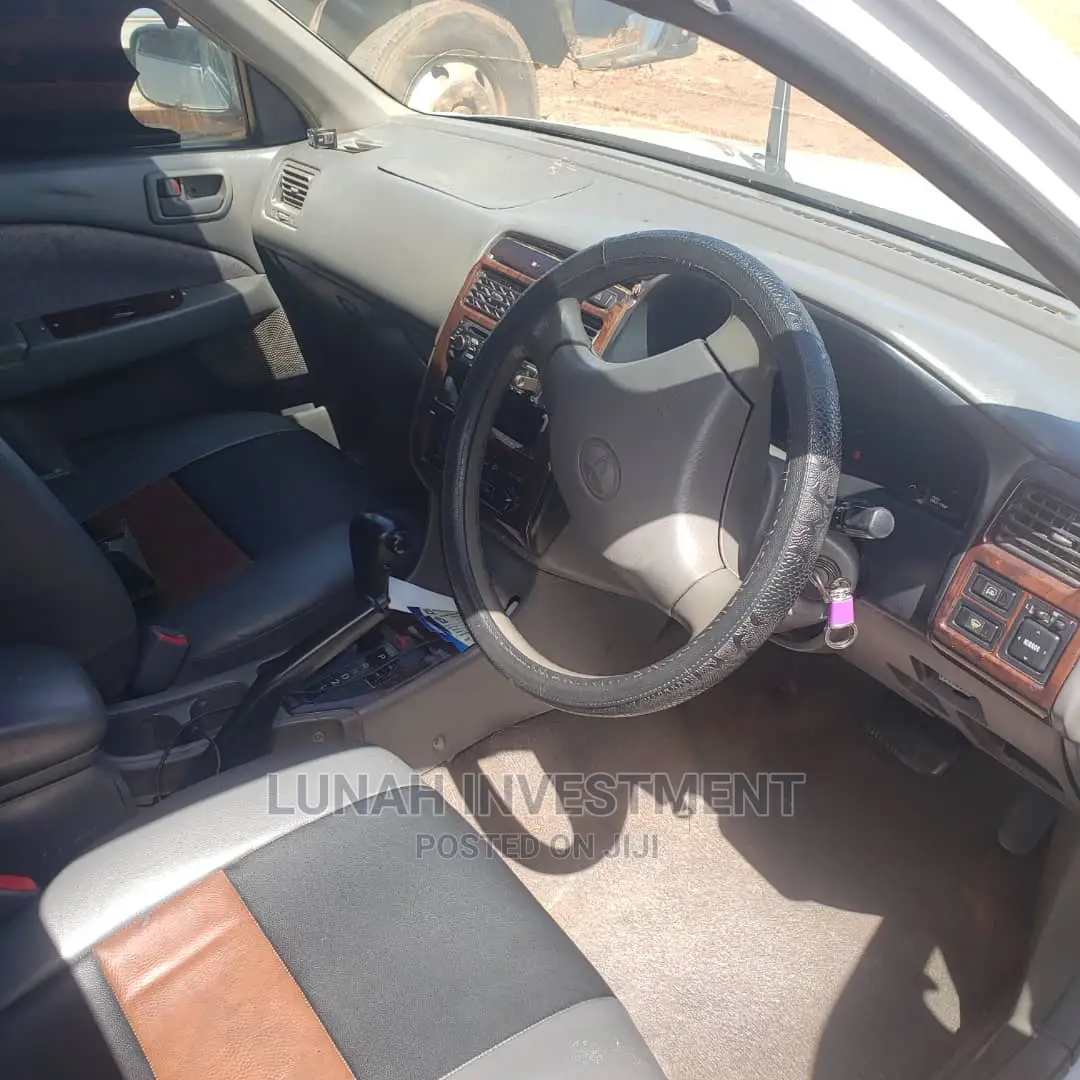 Toyota Premio 2002 White