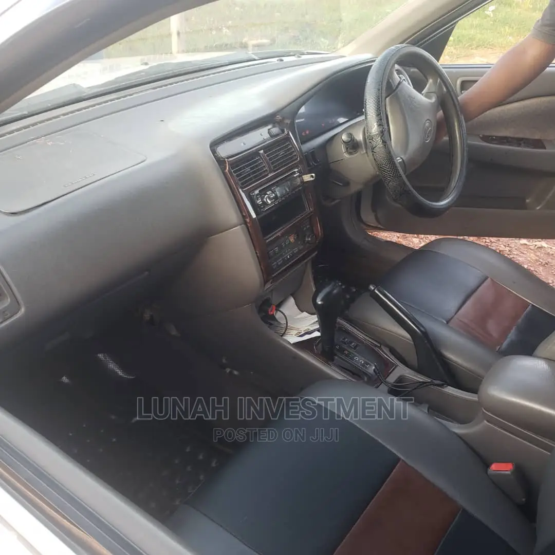 Toyota Premio 2002 White