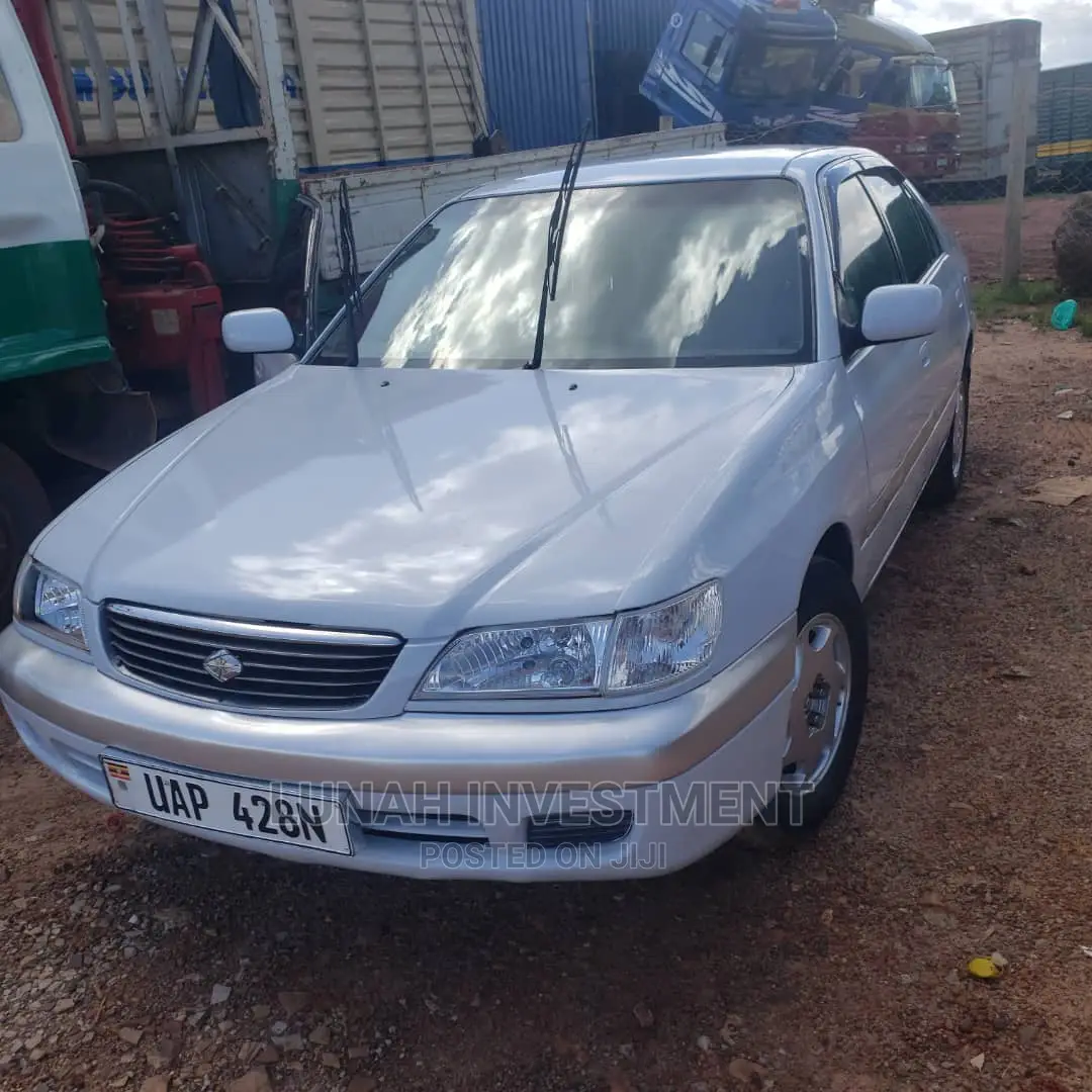 Toyota Premio 2002 White