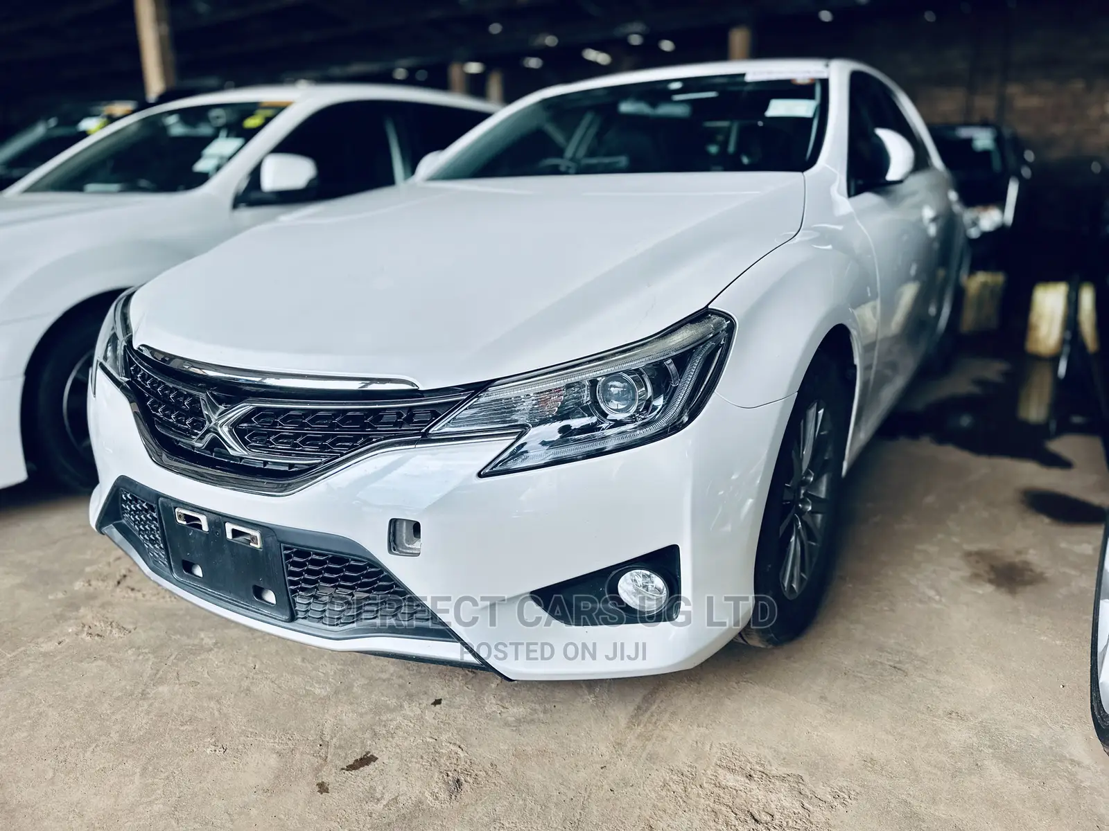 Toyota Mark X 2.5 RWD 2014 Off white