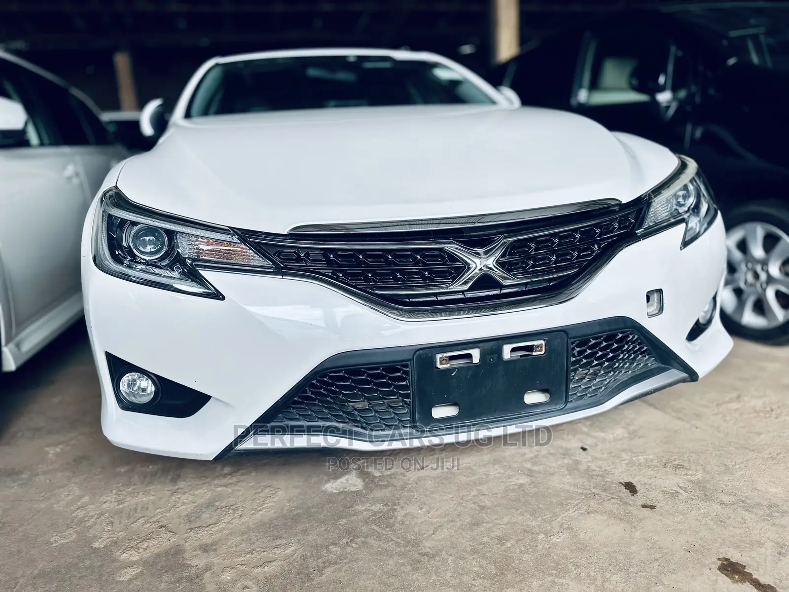 Toyota Mark X 2.5 RWD 2014 Off white