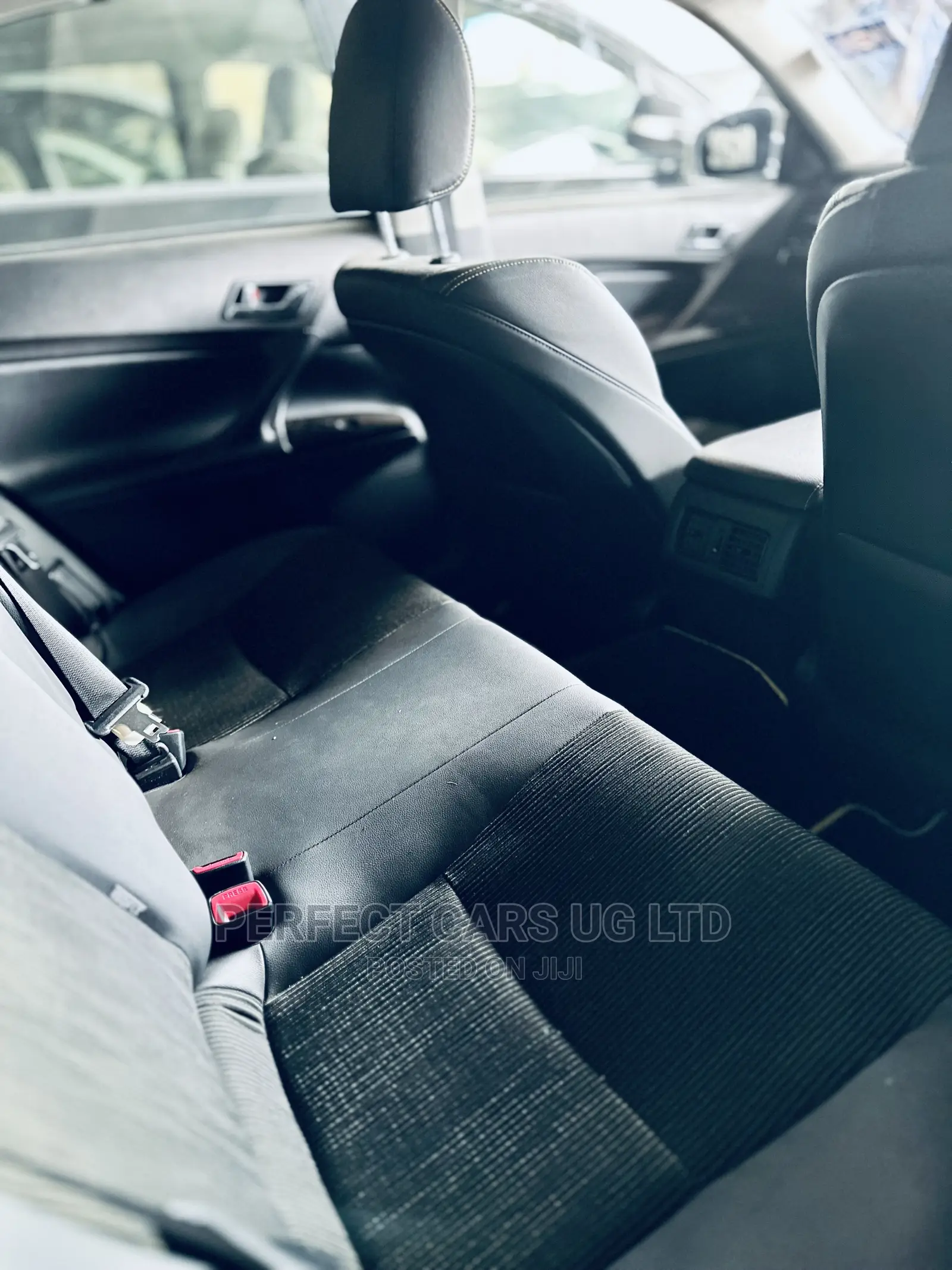 Toyota Mark X 2.5 RWD 2014 Off white