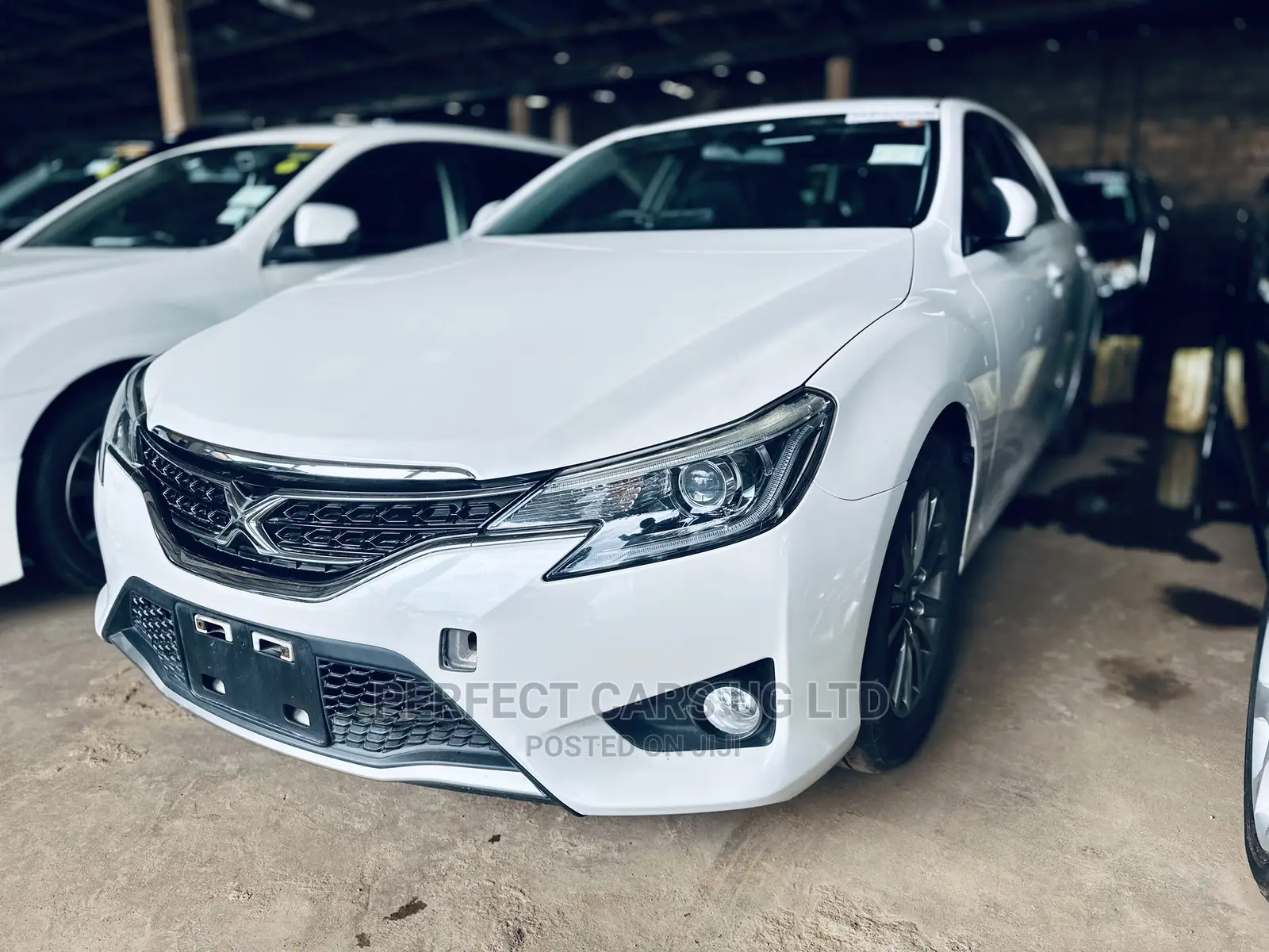 Toyota Mark X 2.5 RWD 2014 Off white