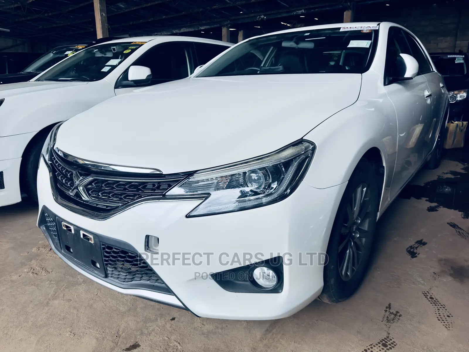 Toyota Mark X 2.5 RWD 2014 Off white