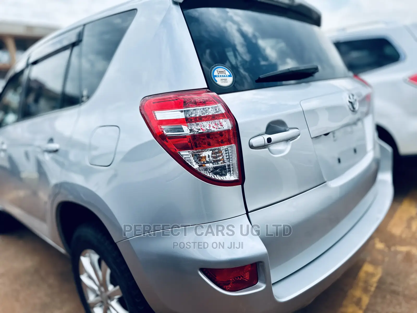 Toyota RAV4 2.5 2010 Silver
