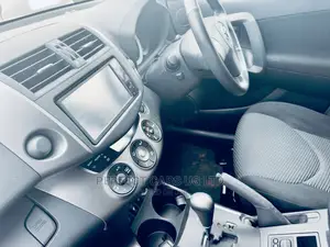 Toyota RAV4 2.5 2010 Silver