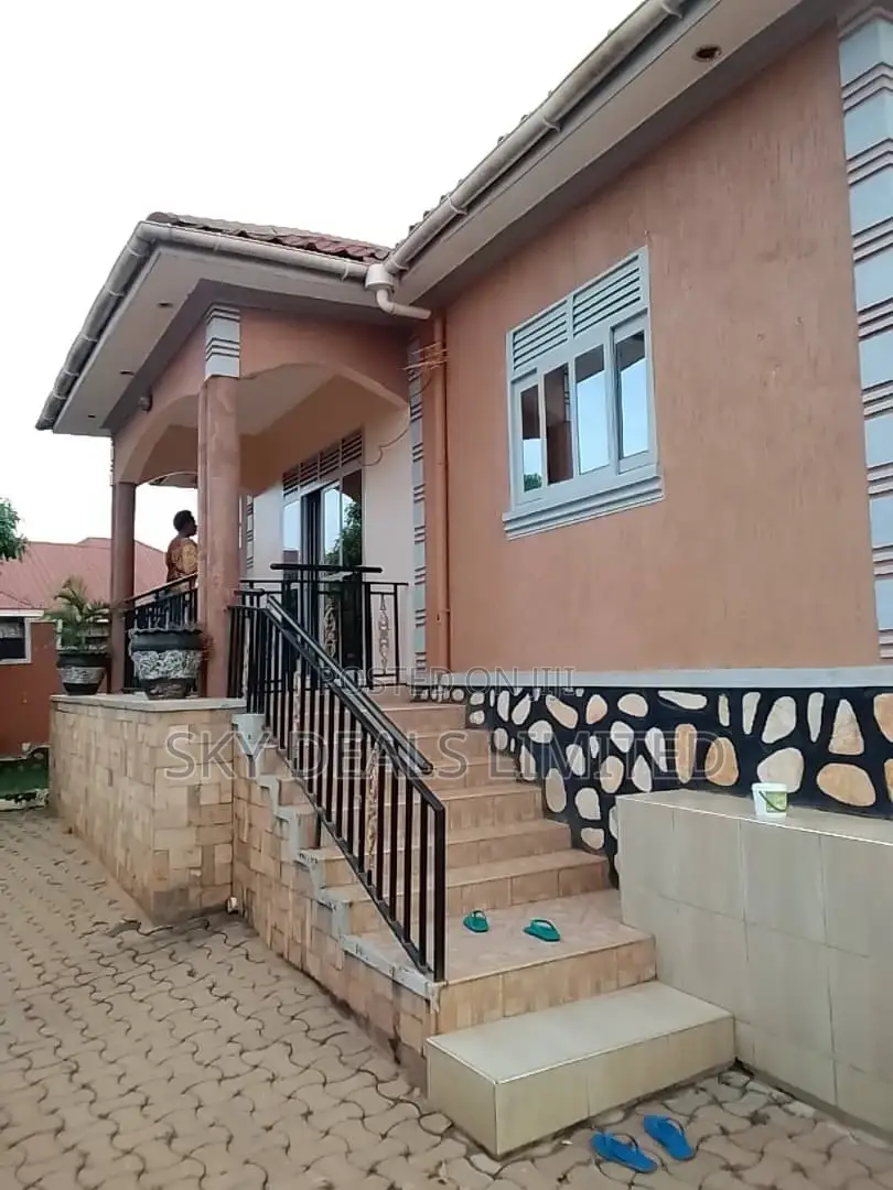 3bdrm Bungalow in Bukooto, Nakawa for rent