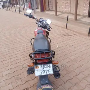 Bajaj CT 110X 2021 Red