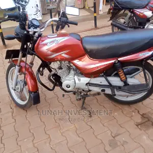 Bajaj CT 110X 2021 Red