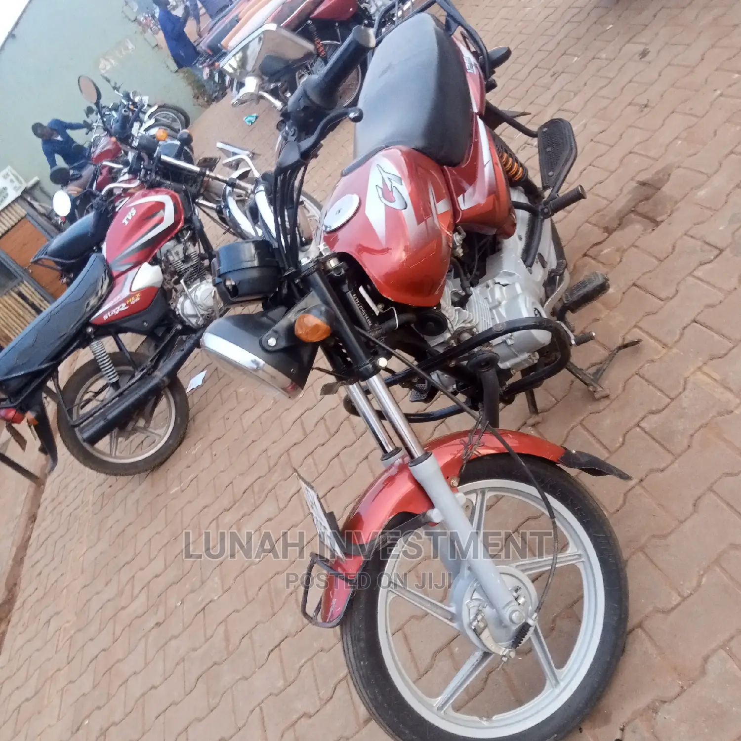 Bajaj CT 110X 2021 Red