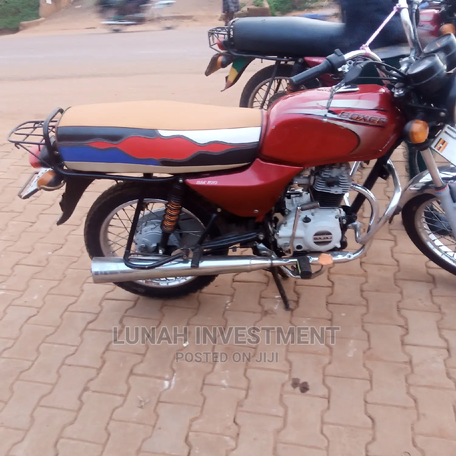 Bajaj Boxer 100 2022 Red