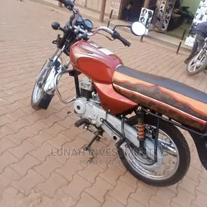 Bajaj Chetak 100 2023 Red