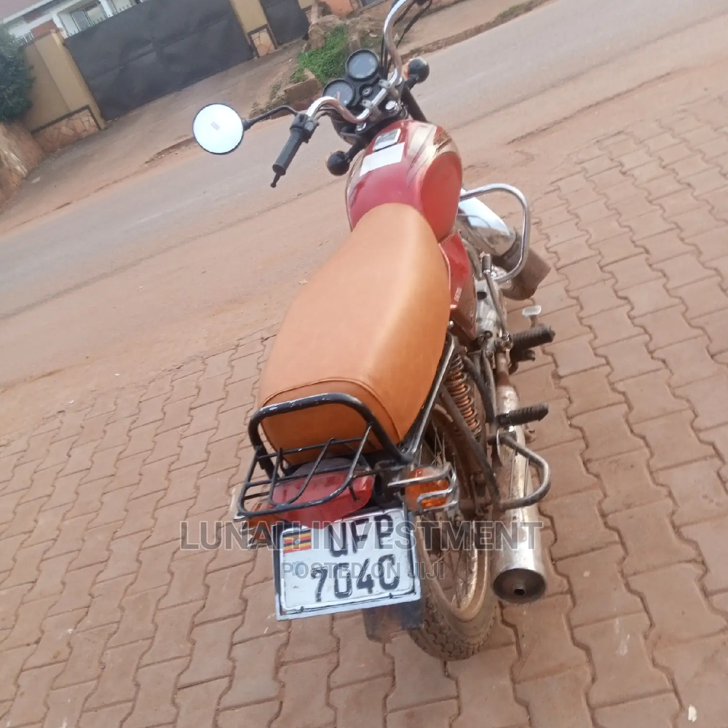 Bajaj Boxer 100 2021 Silver